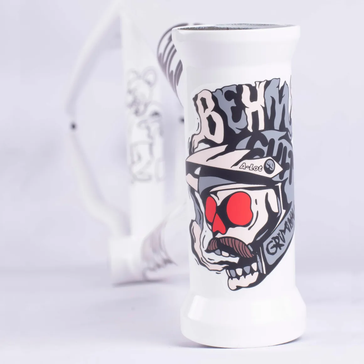 24" Race Frame / white