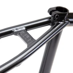 Tech Frame / black